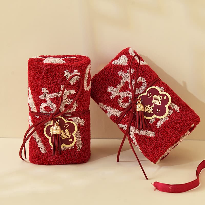 Exquisite cotton tassel towels for wedding favors, simple and fresh style, practical wedding favor accessory.