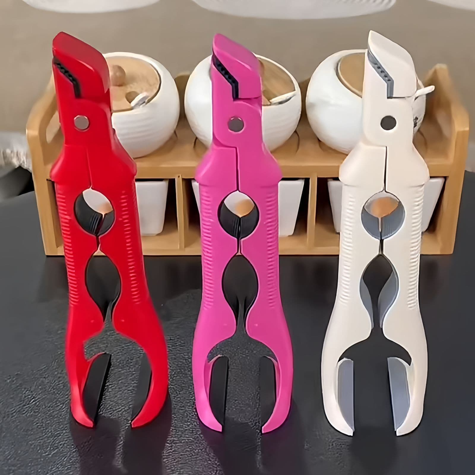 3-in-1 Heat-Resistant Clip, Bottle Opener and Bowl Gripper, Silicone Non-Slip Tongs, Kitchen Plate and Bowl Insulating Carrier