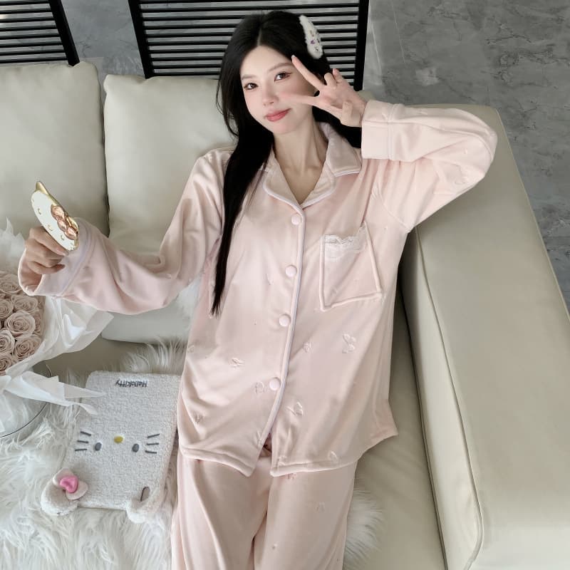 Aixin - 2025 Winter New Style Sea Island Velvet Embossed Small Butterfly Cardigan Set Thickened Casual Homewear.