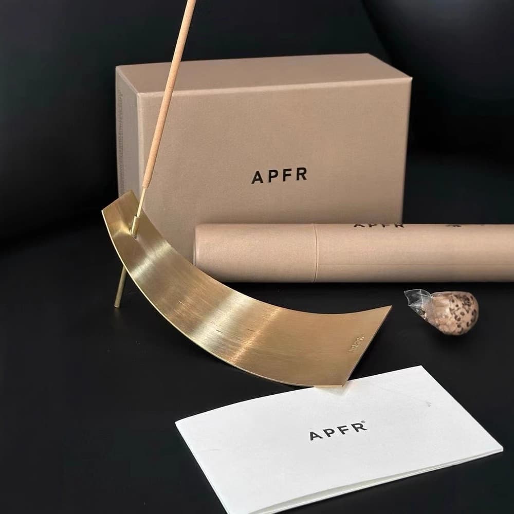 【Mao Buyi Same Style】Japanese AP Incense Sticks Calming Yoga Fragrance + Brass Flake Incense Holder A New Day