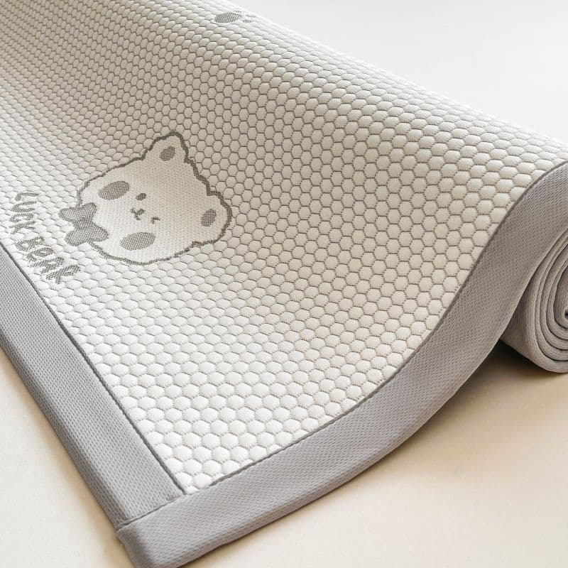 Category A Mother & Baby Ice Silk Cooling Mat 3-Piece Set, Summer Ice Silk Air Conditioning Bed Sheet, Student Dormitory Soft Mat, Machine Washable