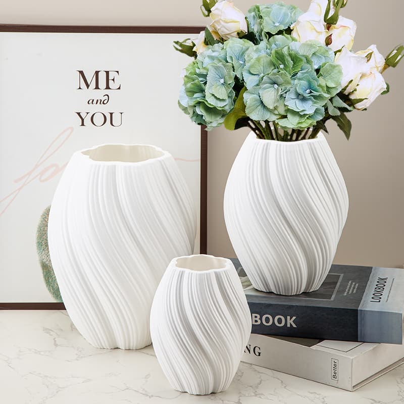 Refillable Fresh Flower Vase, Imitation Ceramic Plastic Vase, Premium Decorative Piece for Living Room Dining Table, Water Culture Dried Flower Vase, White