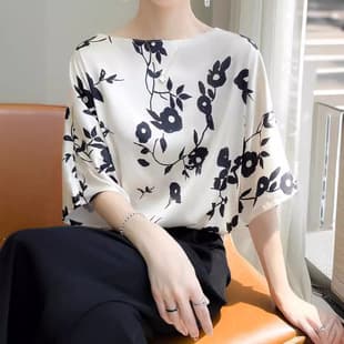 Loose Elegant Floral Print Silk Top Women Summer New Round Neck Three Quarter Sleeve Vintage Acetate Satin Blouse Women