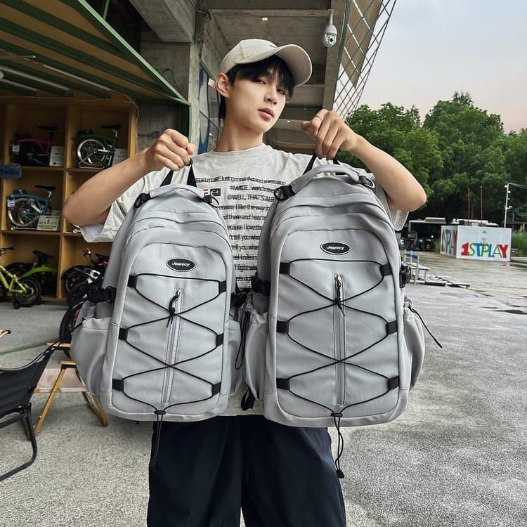 Outdoor travel backpack, large-capacity hiking sports backpack, mountaineering bag, versatile commuter school bag for male students, female student