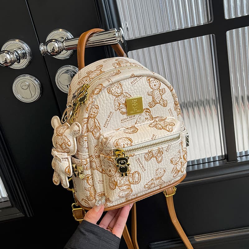 2026 Korean-style Small Backpack for Women, Fashionable and Aesthetic Autumn/Winter, Personalized Large-Capacity Lightweight Travel Backpack