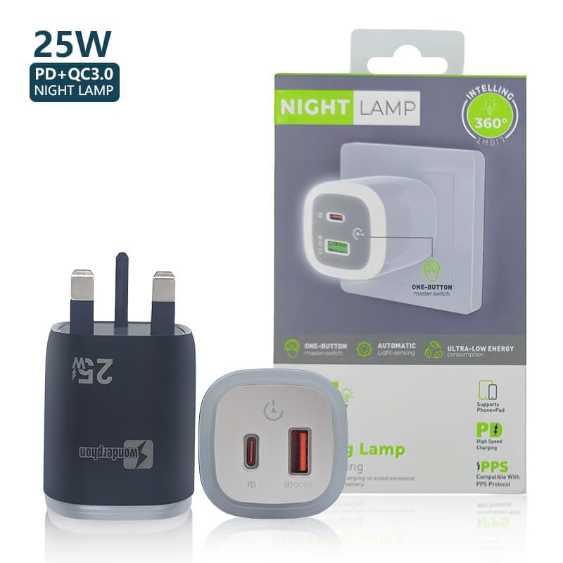 Cross-border PD Fast Charger Compatible with iPhone and Huawei, LED Indicator, UK Plug, PD 25W Smartphone Charging Head