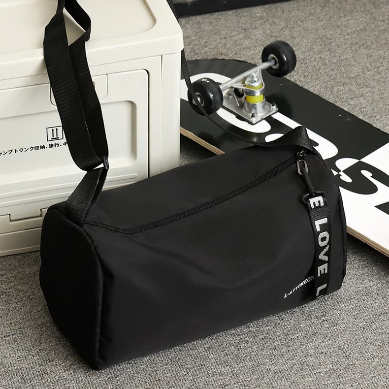 Outdoor Sports Travel Bag Men's Lightweight Crossbody Bag Large Capacity Single Shoulder Backpack Trendy Bucket Bag