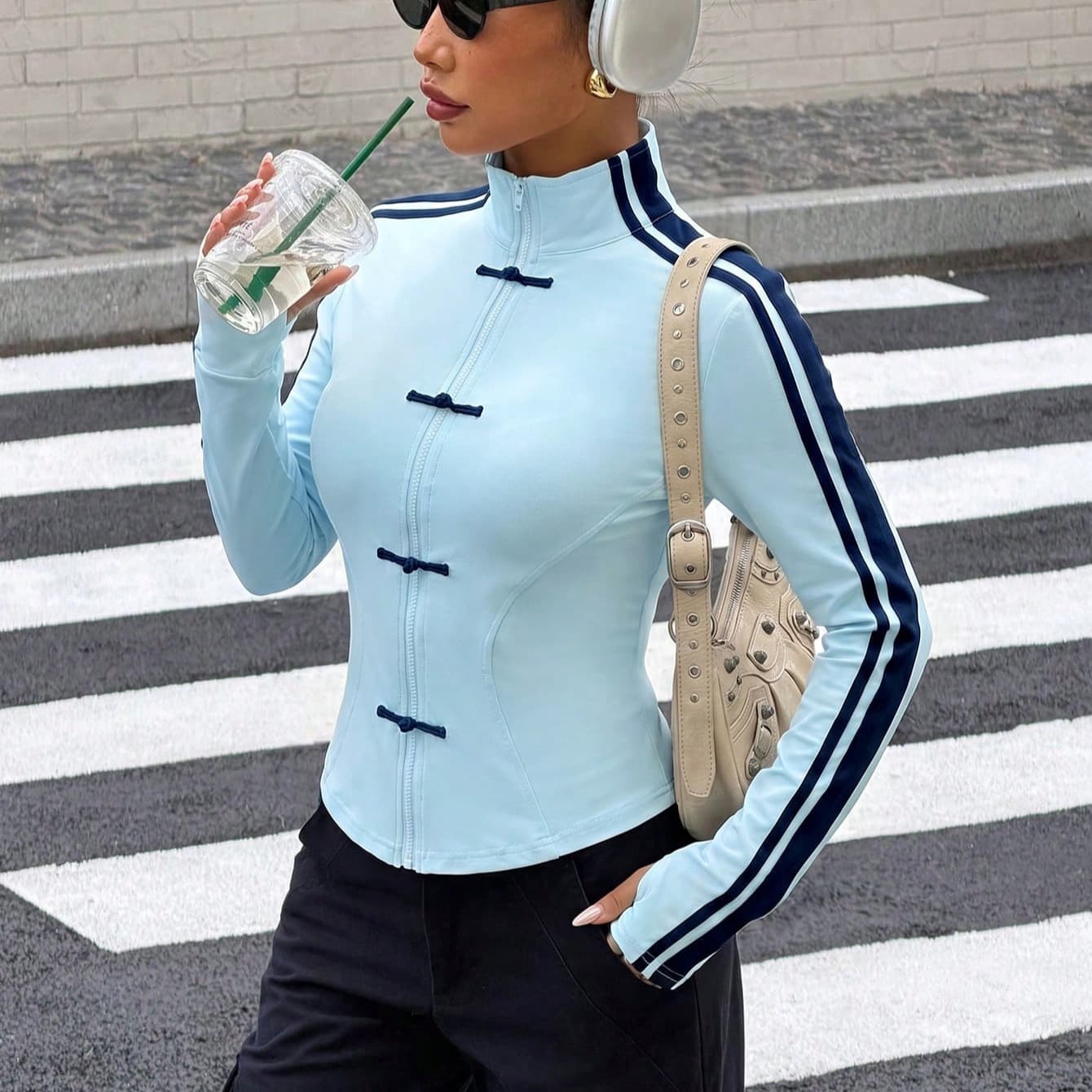 New American-style spliced stripe stand-collar sporty autumn fashion new Chinese-style frog-button slim-fit long-sleeve jacket