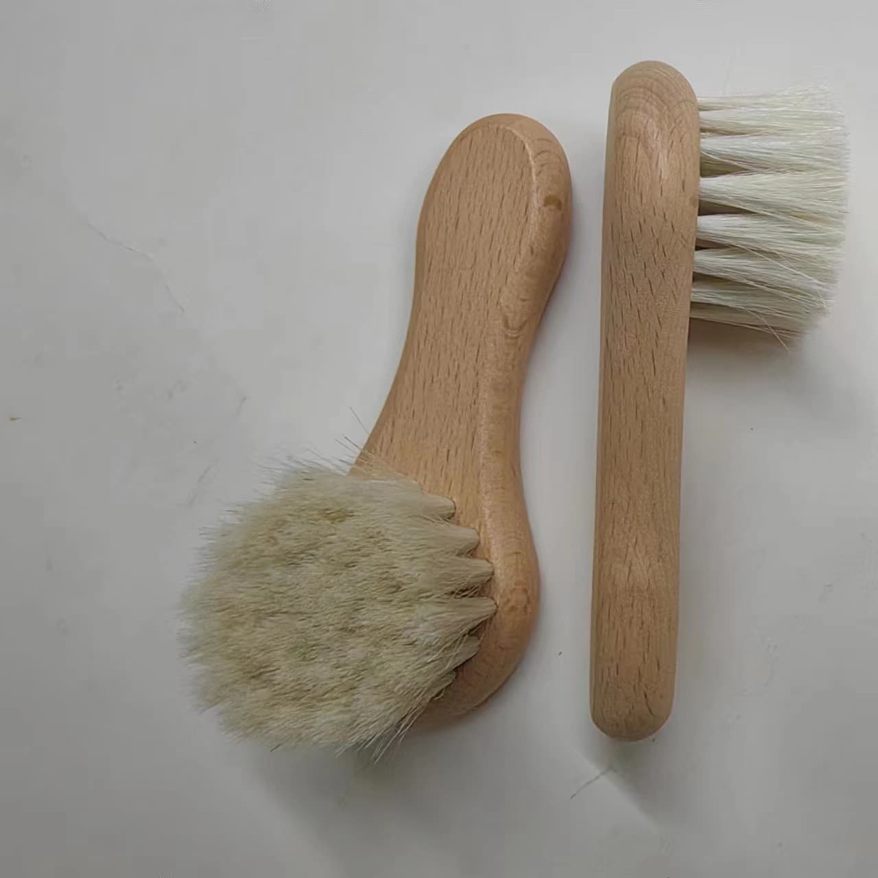 Newborn baby bath care wool brush hair and beard cleaning solid wood soft bristle brush manufacturer scalp massage comb
