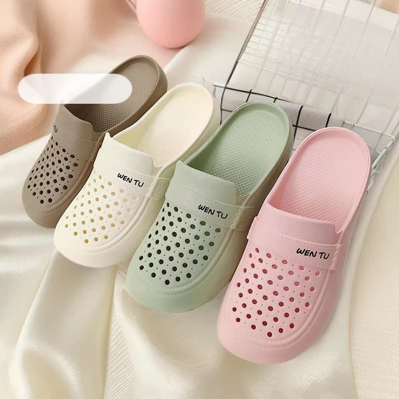 Vietnamese Style Warm and Comfortable European and American Home Couple Slippers Summer Bathroom Slippers Simple New Slippers for Men and Women