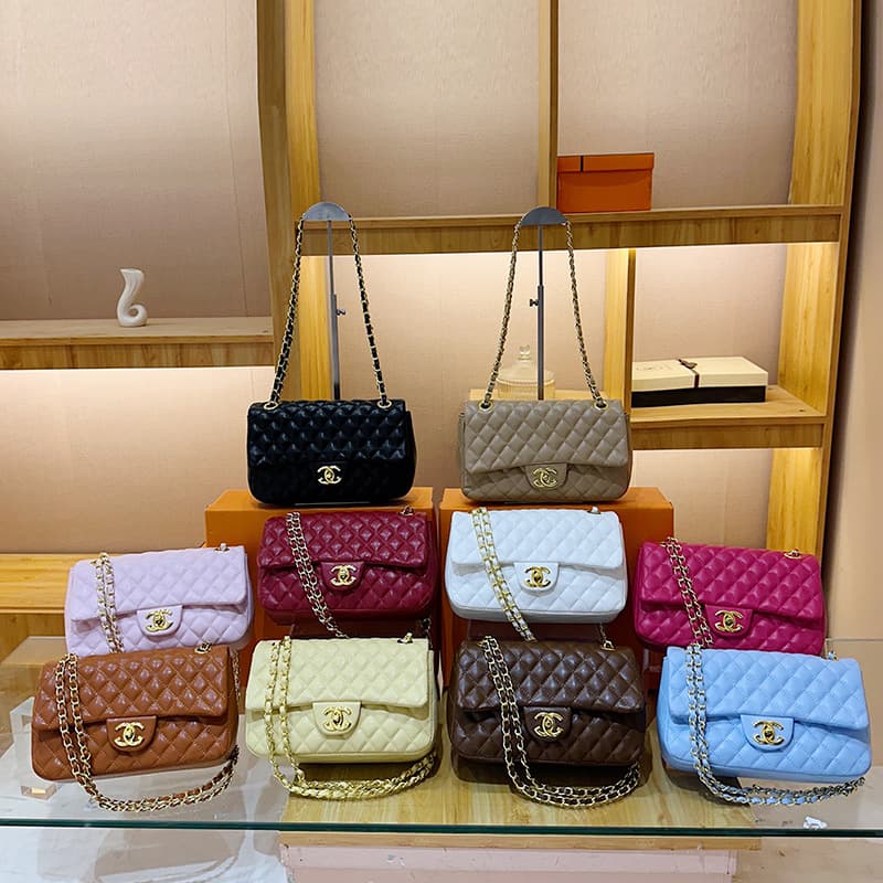 Cross-border Premium Chanel-style Diamond Quilted Chain Crossbody Bag European and American Trendy Lock Clasp Small Square Bag Fashion Light Luxury Shoulder Bag