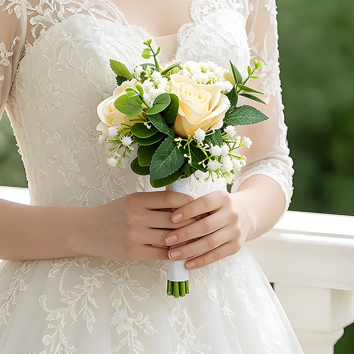 European-style wedding bridal bouquet, baby's breath small bouquet for bride and bridesmaids, wedding photo studio prop for bridal gown shoots