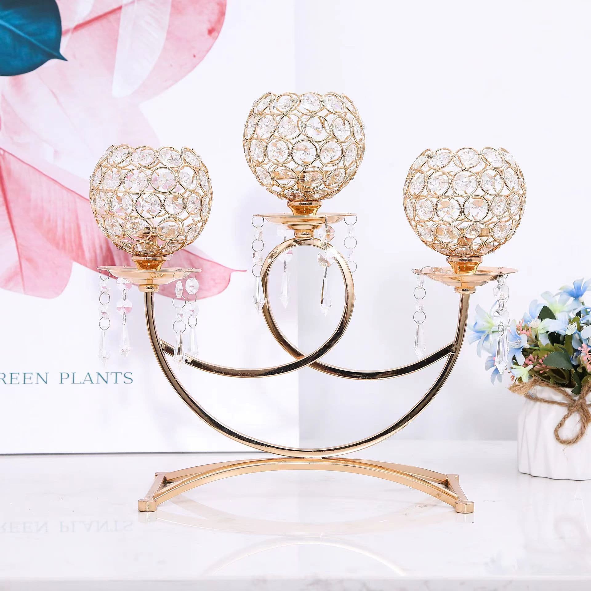 European Metal Bracket Base Creative Retro Three-Head Candlestick Wedding Props Crystal Ball Decorative Candlestick Crafts