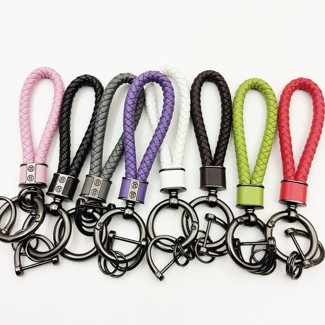 Colorful Creative Woven Handmade Leather Cord Keychain Pendant Cute Keyring Black Car Keychain Wholesale