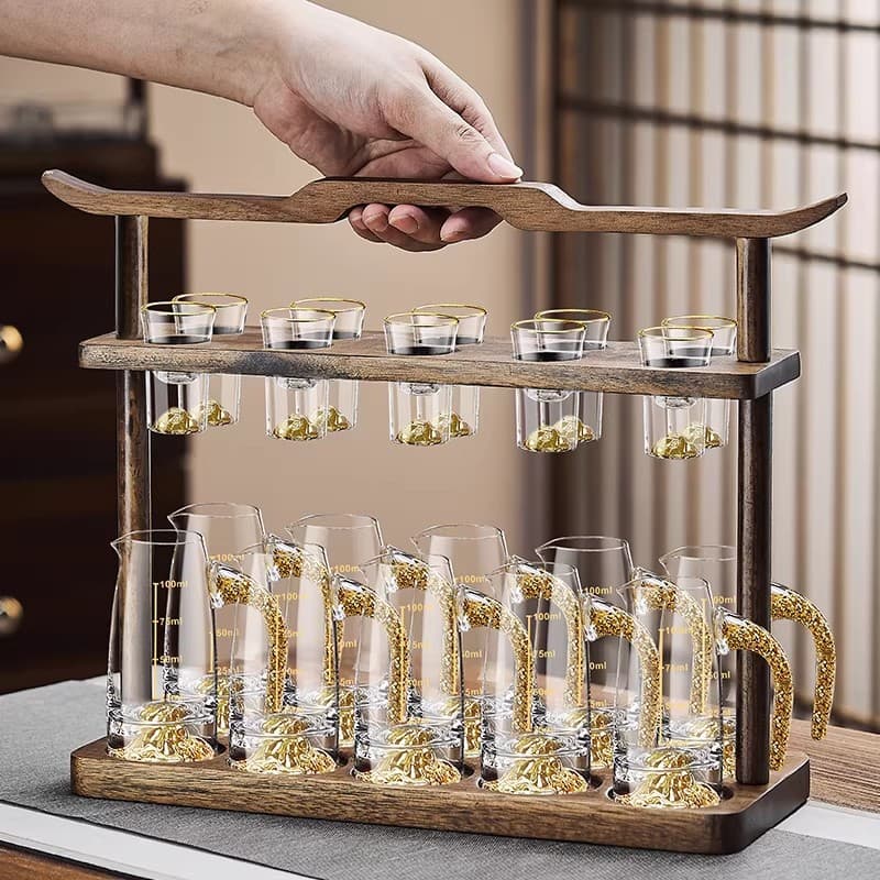 High-end acacia wood white wine glass set, household light luxury crystal glass, small wine glass, gold foil wine dispenser, wine utensils
