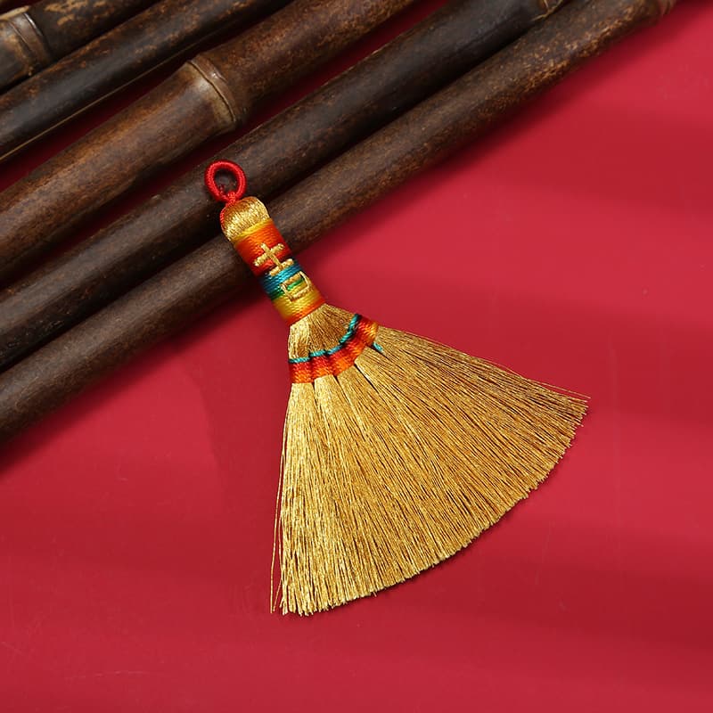 Housewarming festive pendant small broom baby bedside pendant hand-woven lucky broom keychain Dragon Boat Festival pendant gift