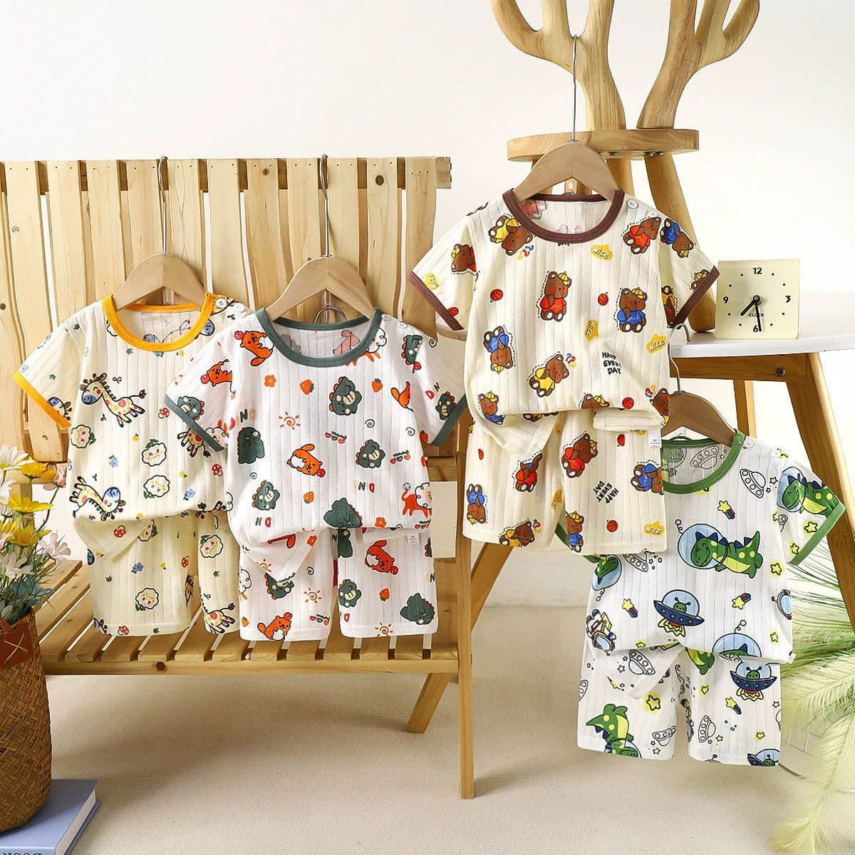 New Children's Cotton Short Sleeve Two-Piece Set Summer Baby Outfit Cute Shorts Cartoon Thin Homewear