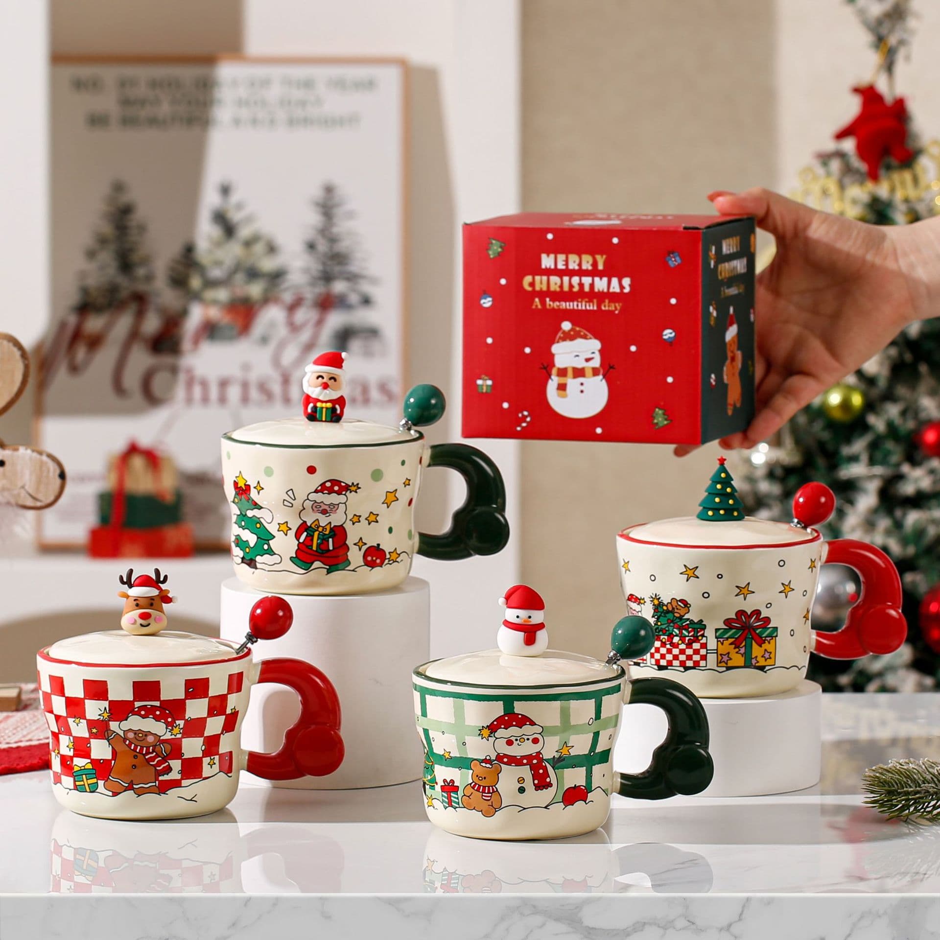 Cross-border creative Christmas ceramic mug, souvenir, birthday, holiday gift, home office coffee cup, water cup