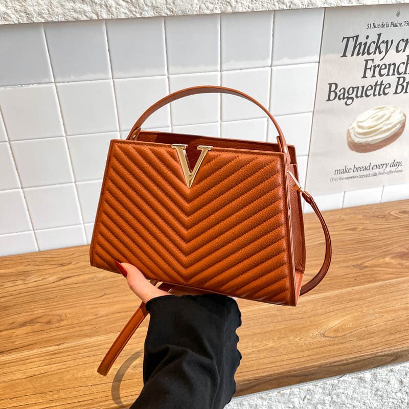 Premium Textured Diamond Quilted Large Handbag for Women 2026 New Style Niche Design Commuter Tote Bag Versatile Shoulder Handbag