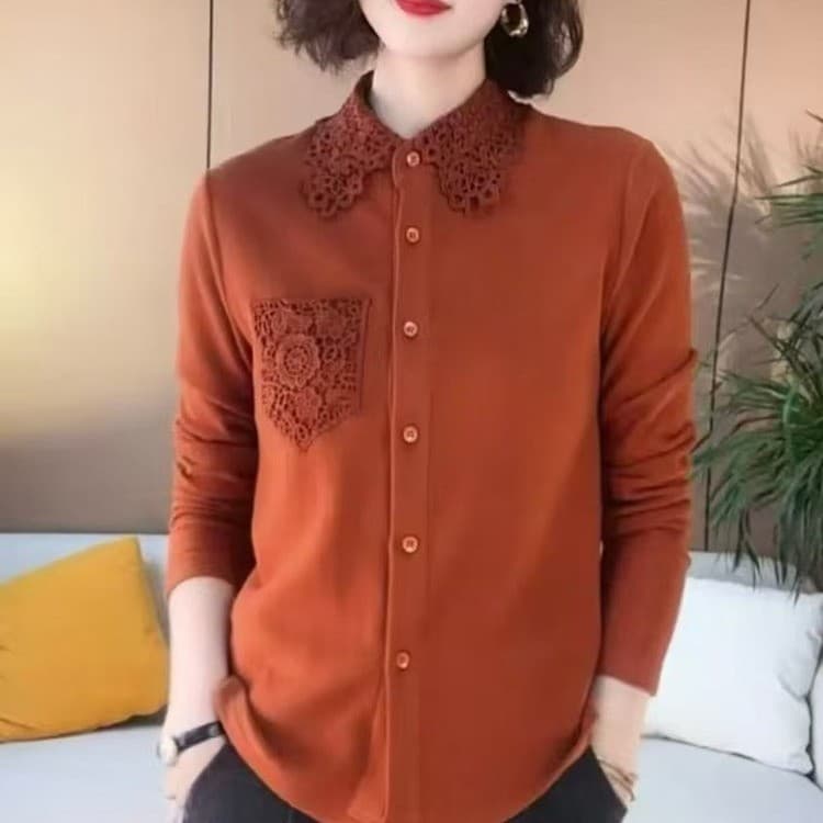 2025 autumn and winter new style fashionable lace collar warm long-sleeve shirt for moms, age-reducing double-sided fleece warm base layer.