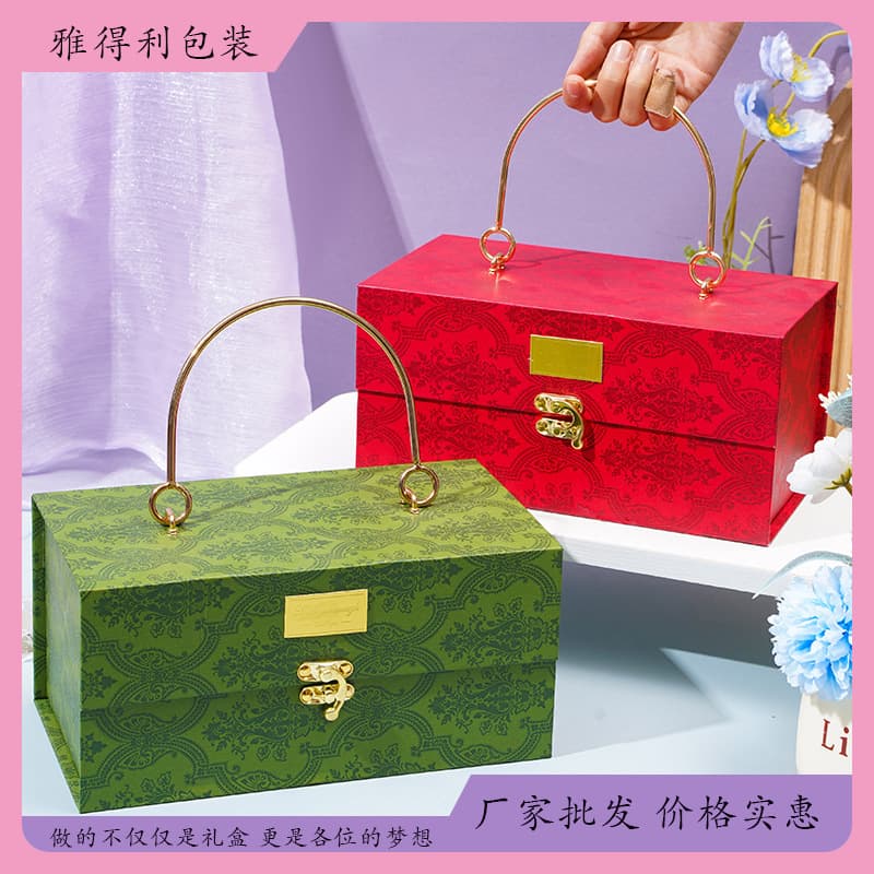 Souvenir gift empty box manufacturer wholesale birthday gift packaging box exquisite and practical cosmetic hand-held gift box souvenir gift