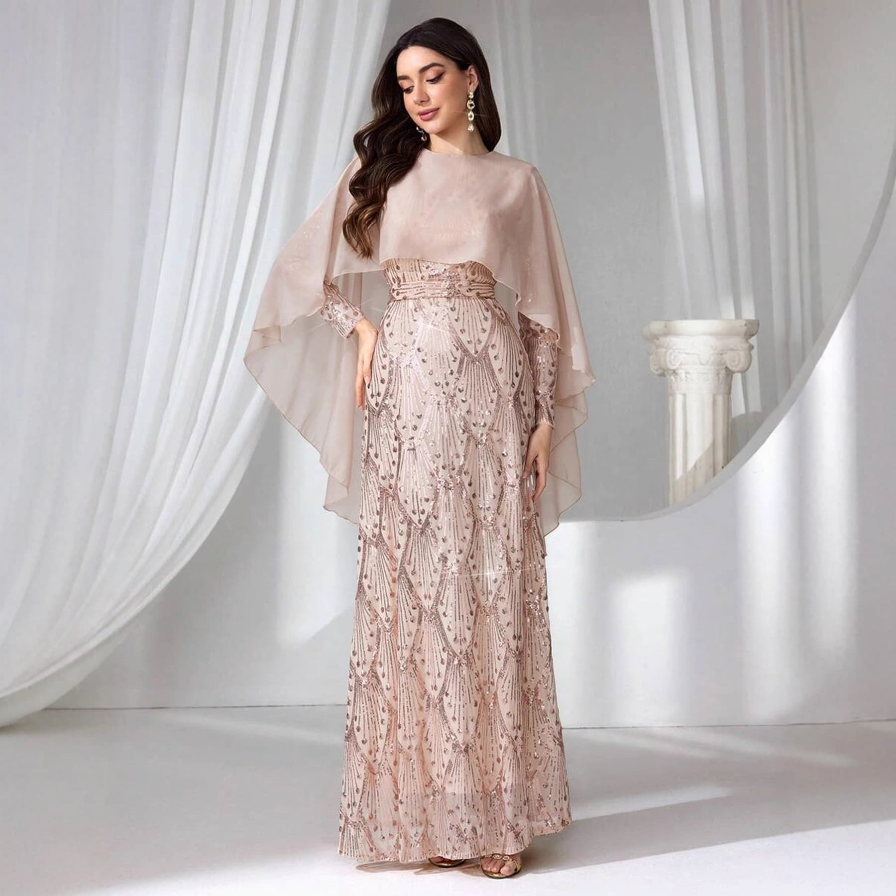 European and American foreign trade cross-border wholesale banquet elegant long lady dress with cool aura queen dress