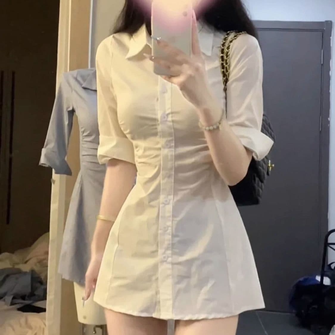 New summer collared shirt, sexy, slim-fitting, waist-cinching, flattering, and stylish top.