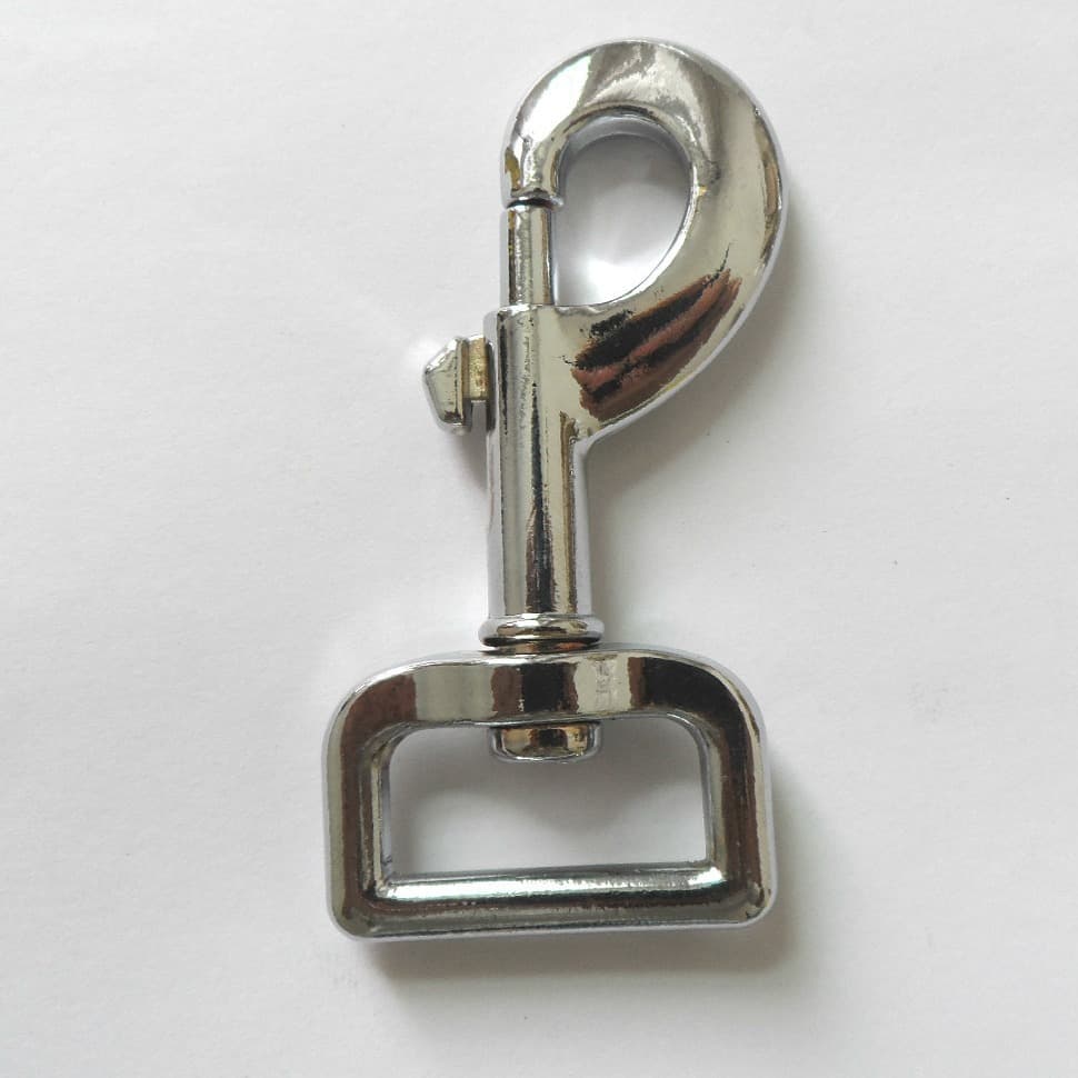 Manufacturers produce 1 inch zinc alloy square tail dog buckle, traction rope hook hook, pet hardware accessories