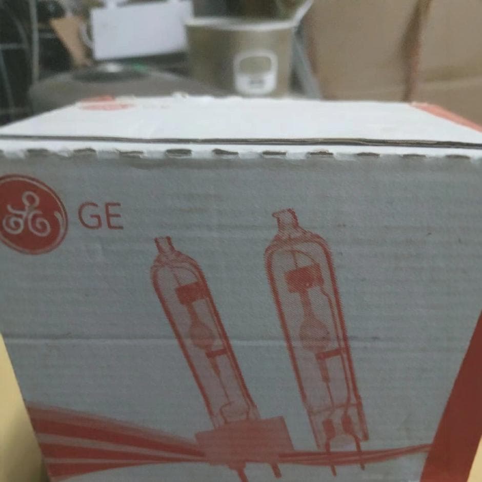 General Electric GE GMH/70/T/UVC/U/930/G12 Metal Halide Lamp