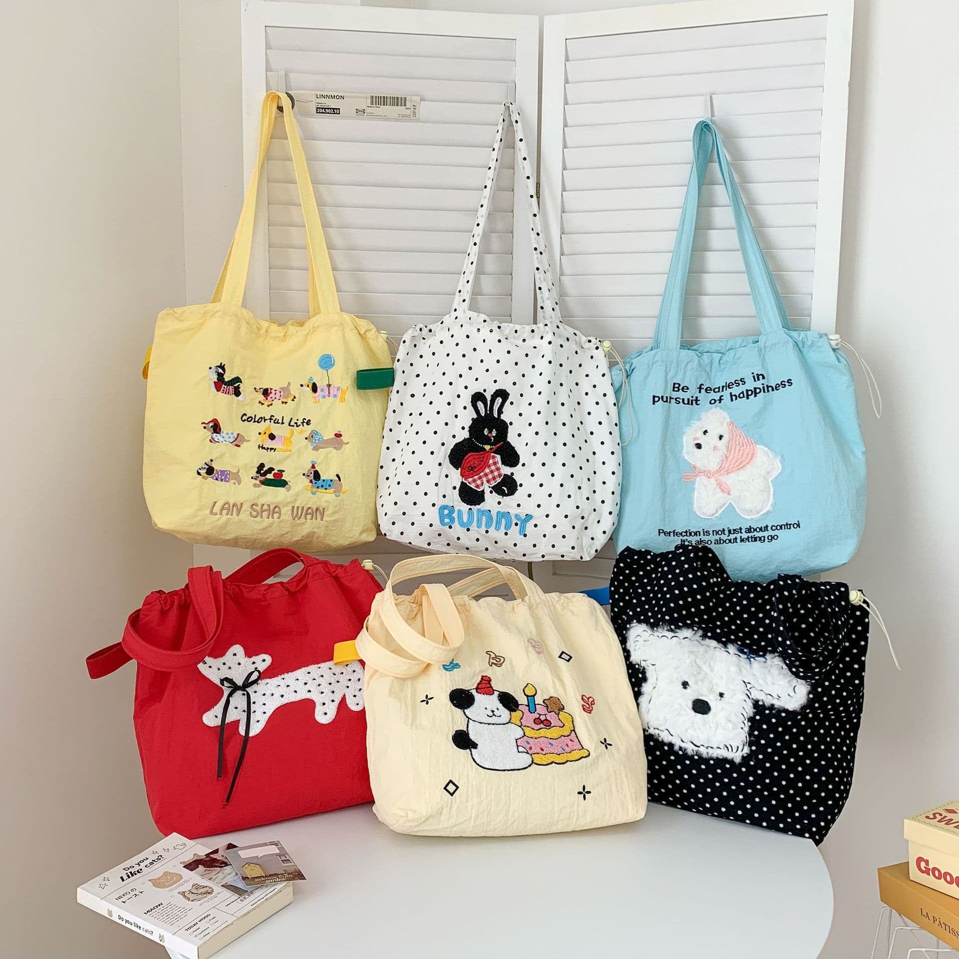 Korean-Style Versatile Large-Capacity Tote Bag for Girls, 2026 Summer New Model, Suitable for Students Attending Class and Commuting, Shoulder Bag