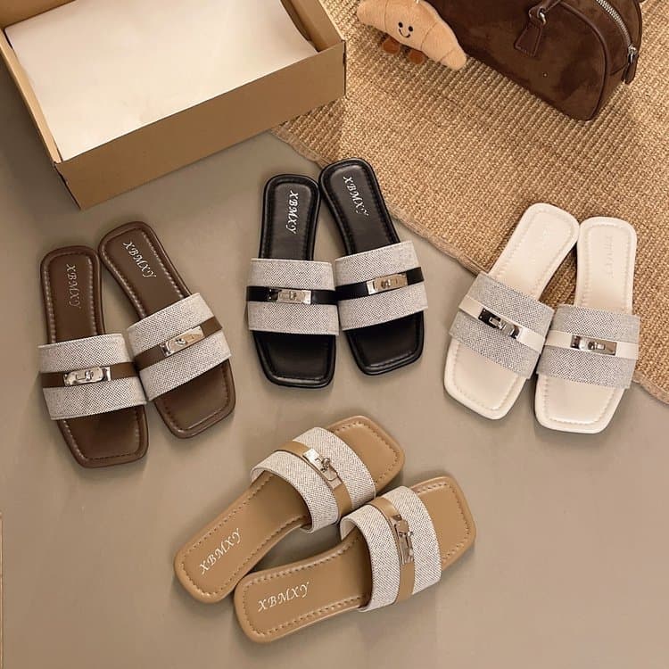 Women's Cross-Border Flat Sandals, 2026 Summer New European and American Style Woven Metal-Decorated Slip-On Sandals