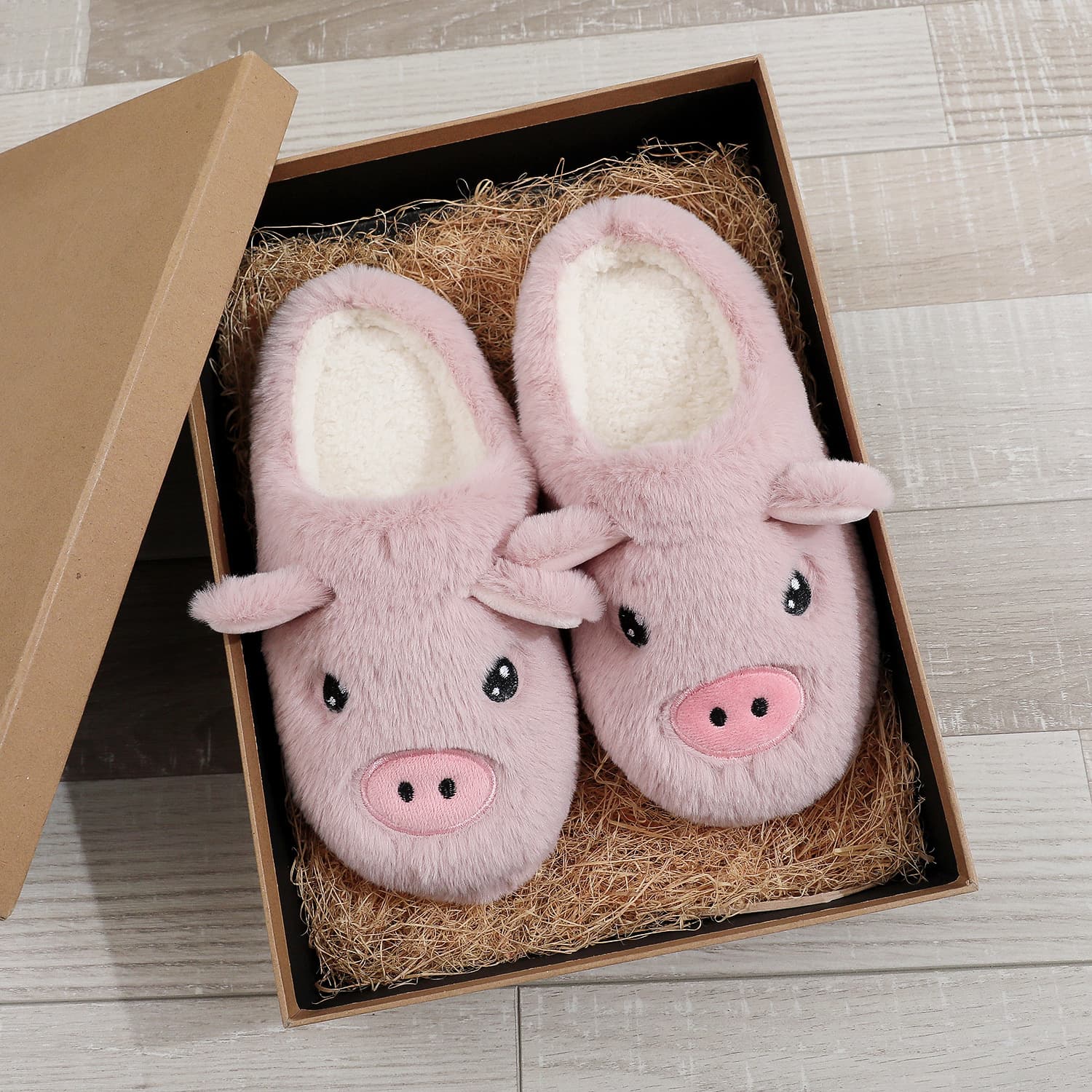 ins girly heart cartoon piggy fur slippers winter home plus velvet cotton slippers mute Amazon cross-border supply