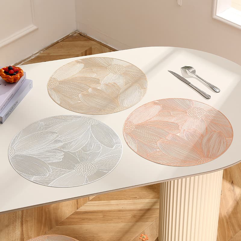 Cross-border European-style Lily Placemat Heat-insulating Placemat PVC Waterproof Oil-proof Western Placemat Hotel Dining Table Decorative Placemat
