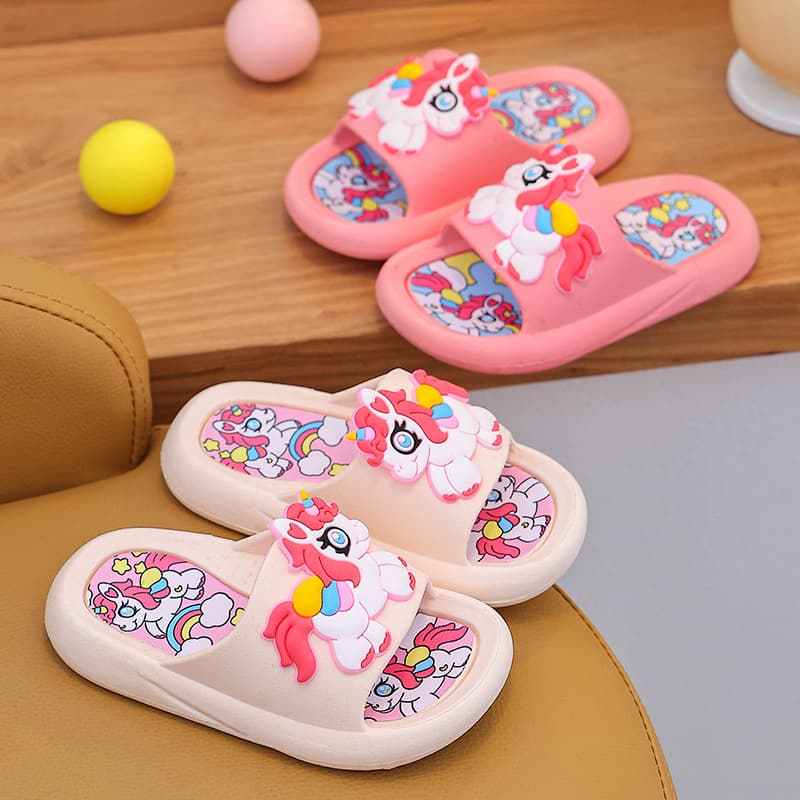 Summer New Children's Cute Soft-Soled Slippers for Outdoor Wear Cartoon Slippers Deodorant Non-Slip Soft-Soled Girls