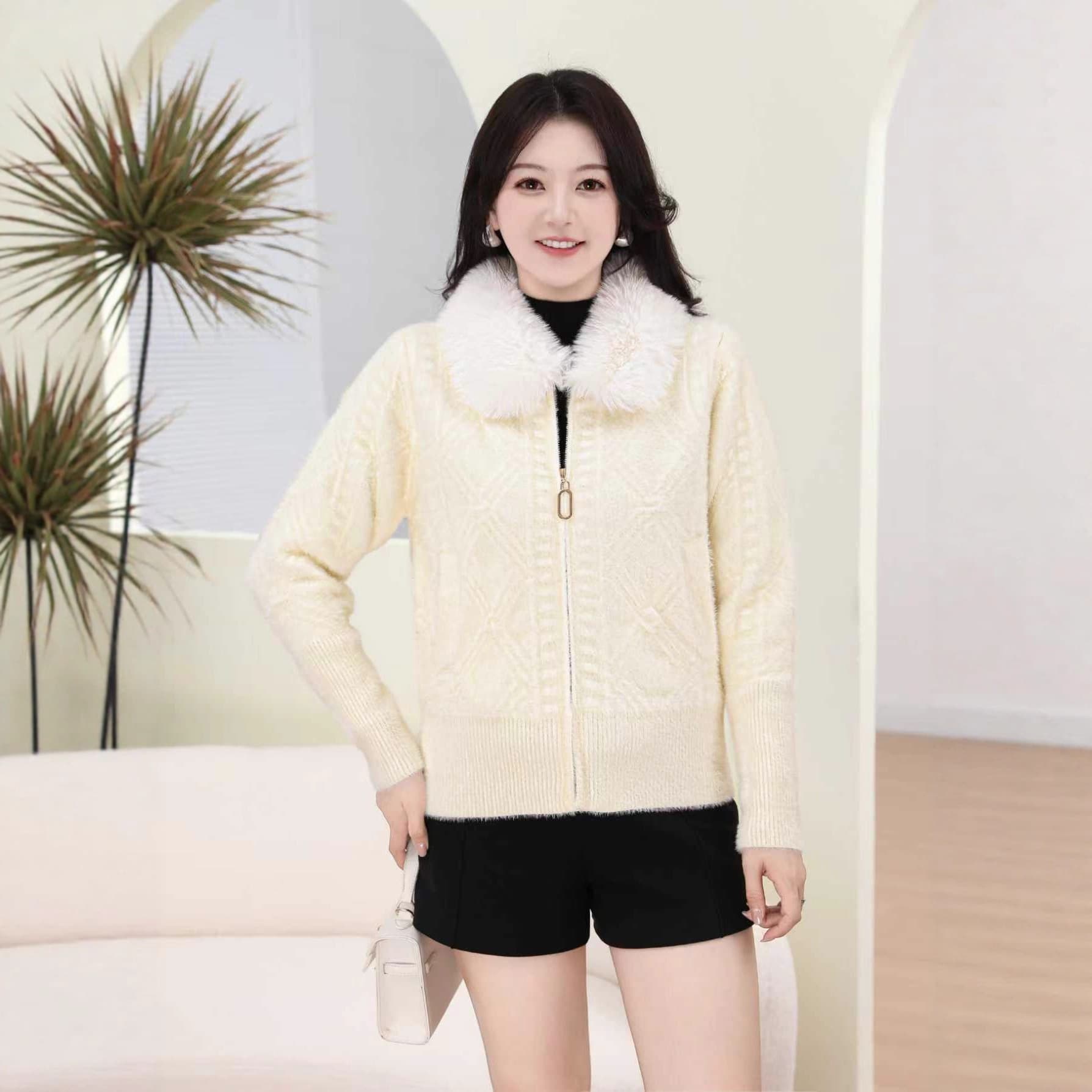 Elderly women's autumn and winter mink fur coat, grandma mid-length fur collar embroidered coat, mother's fleece-lined thickened clothing