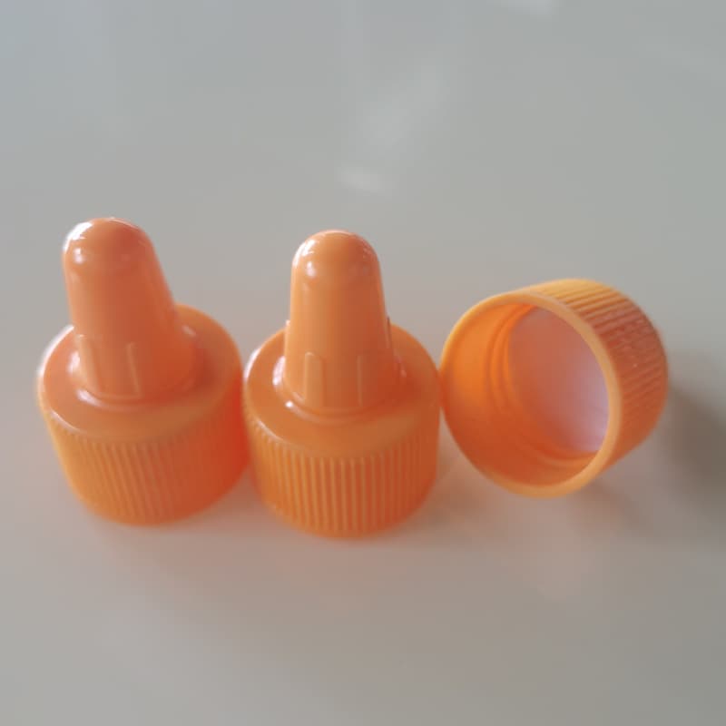 Source Manufacturer Plastic Bottle Cap Processing Customization 28-Tooth Ketchup Lid Seasoning Flip-top Colorful