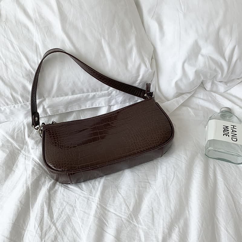 Retro Crocodile Pattern Handbag Small Niche Design Baguette Bag Underarm Bag Soft PU Material Daily Use Handheld Bag