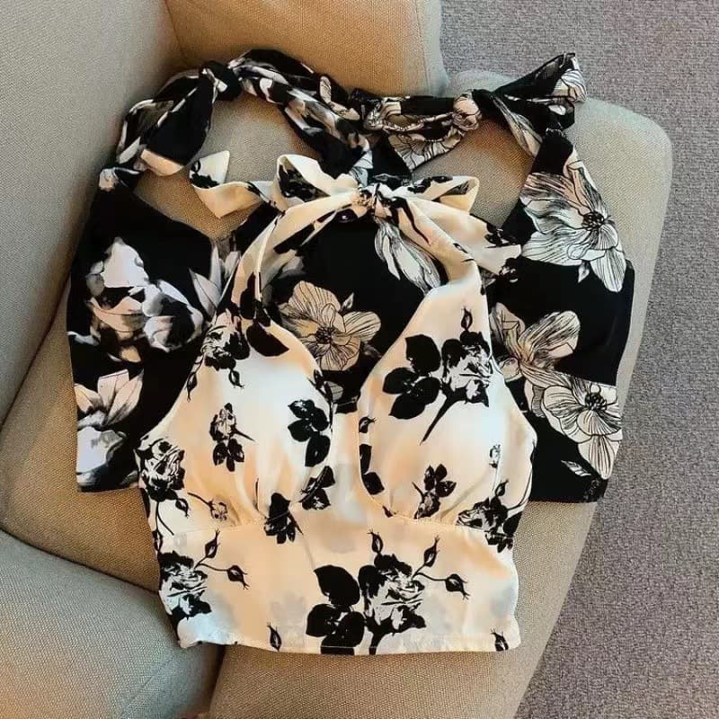 Trendy Hong Kong style floral halter neck vest, sexy, cool, slimming V-neck sleeveless top for women.