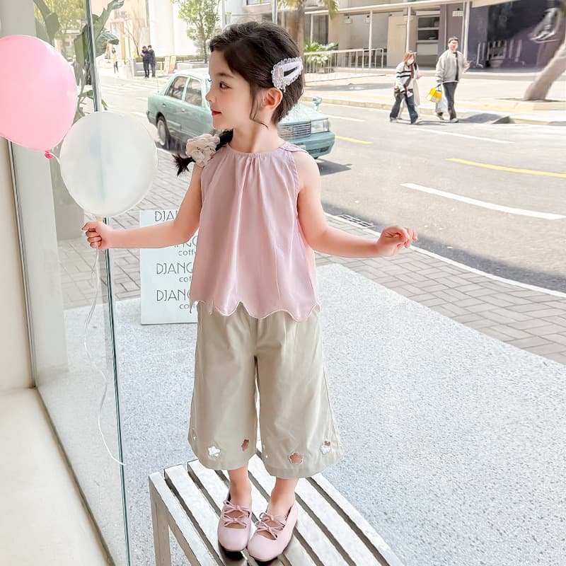 Girls' suits, new style, small and medium-sized children's baby girl's summer fashionable street girl children's clothing, thin style, two pieces