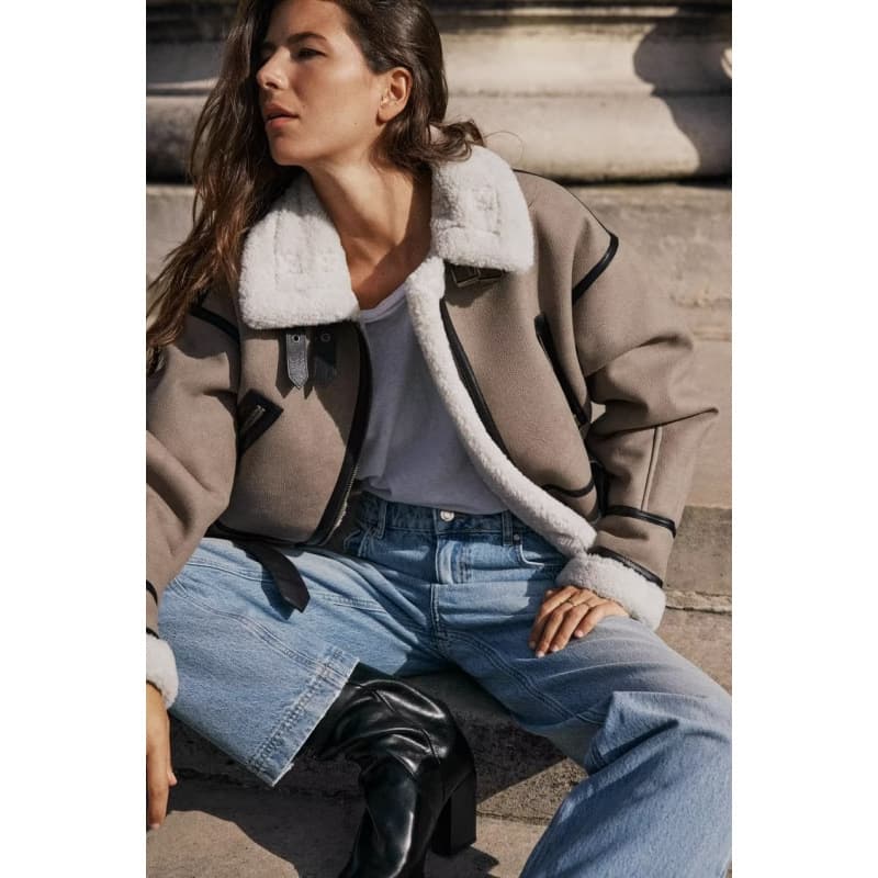 2023 New Winter European and American Style Women's Fur Coat with Belt Decoration, Faux Shearling Suede Jacket