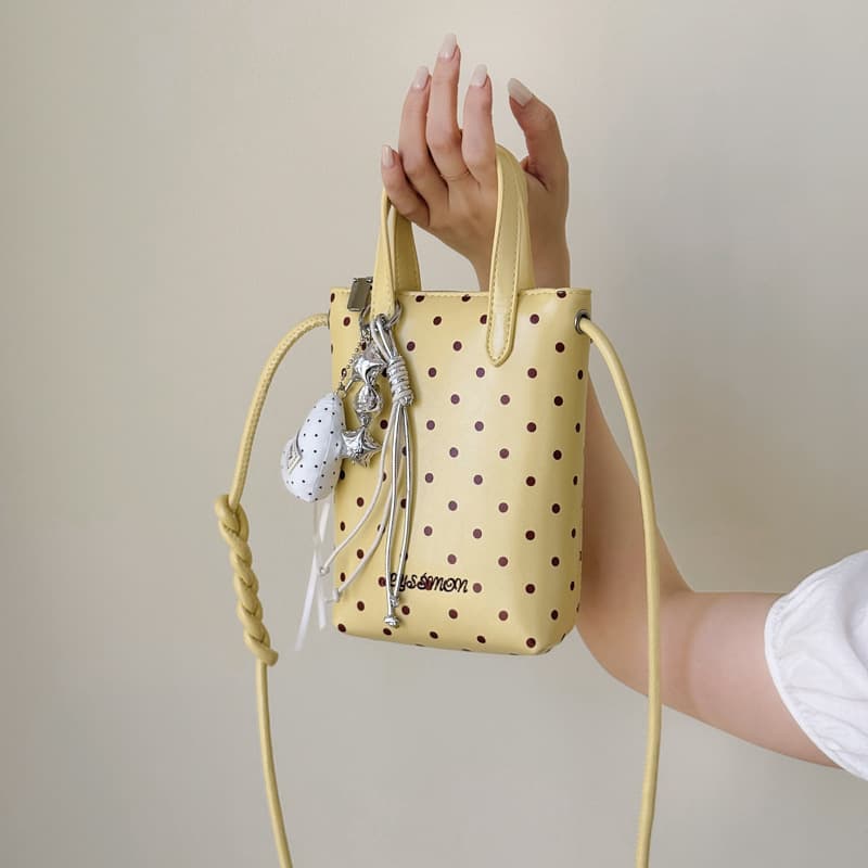 Cute girly polka dot mini mobile phone bag for women Korean style versatile small square bag niche fashion shoulder bag for women
