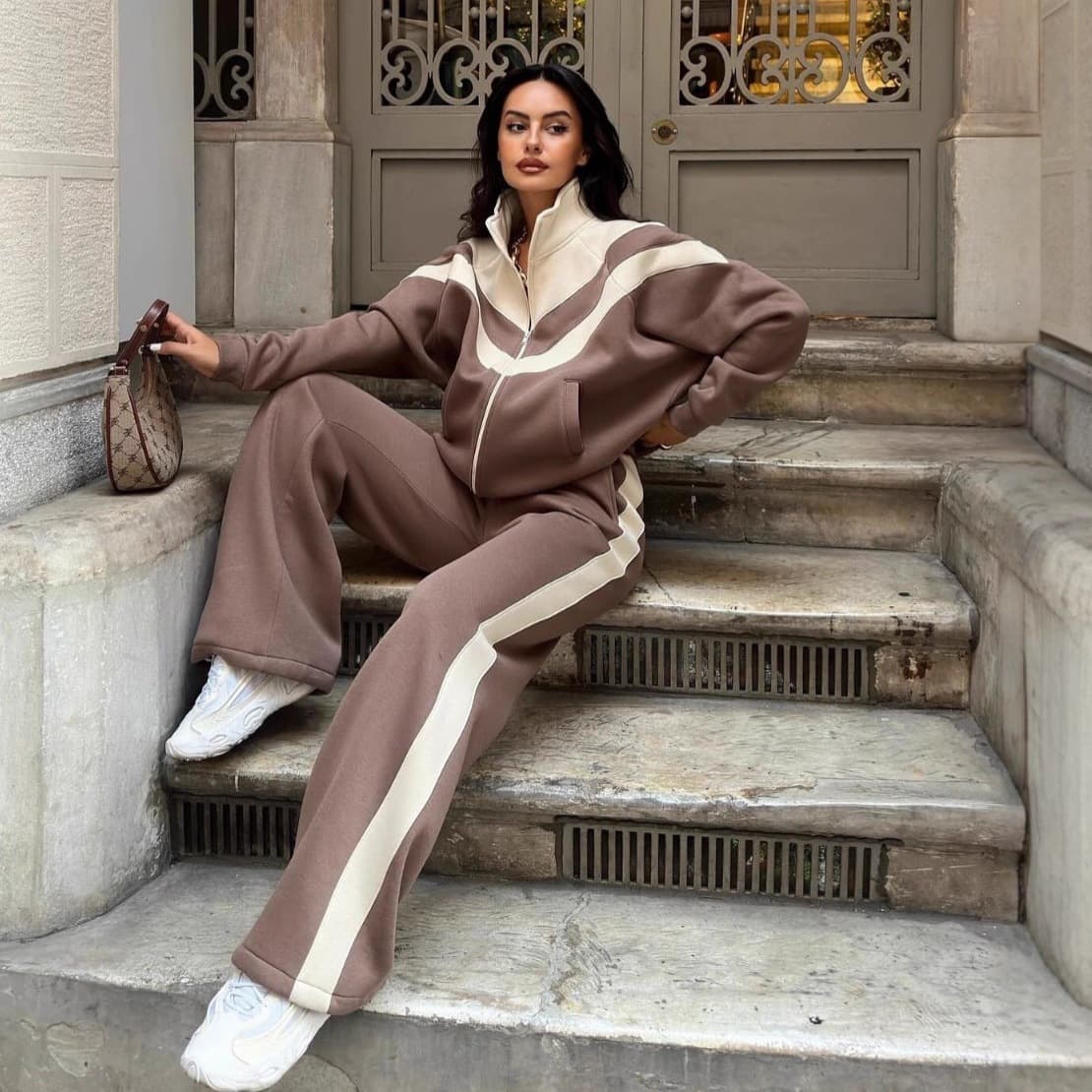 2026 Amazon Fashion European and American Suit Casual Sports Suit Color Matching Zipper Cardigan Pants Two-piece Set for Women