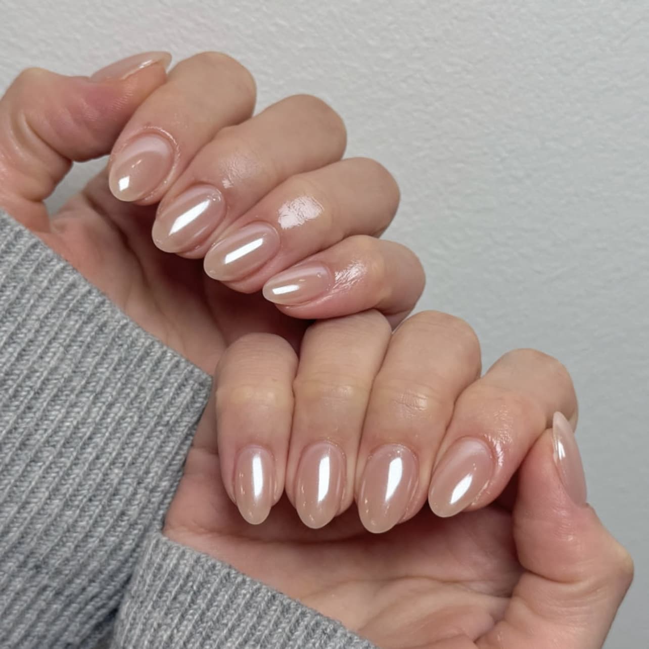 Coated Flash Wearable Nails Nude Solid Color Manicure Fake Nails Short Almond Wearable Nails Wholesale