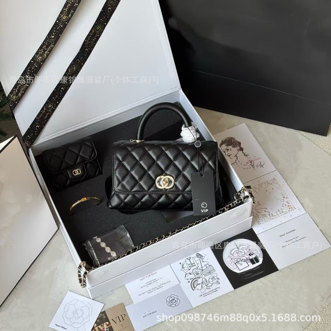 Cross-border Direct Supply VIPGIFT Member Gift Four-Piece Set Combo Handle Handbag Lipstick Bag Bracelet Silk Scarf