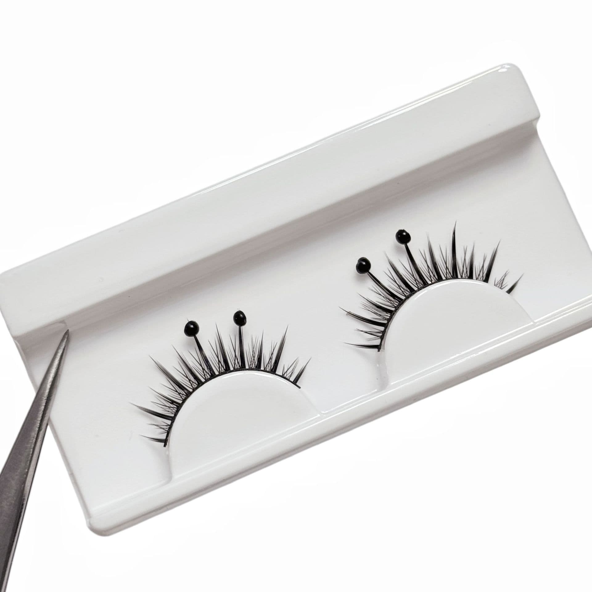 A Pair of C01 Thick Eyelashes, Exaggerated Cross-Over False Eyelashes, Stage Performance Latin-Style Eyelashes with Sequins and Rhinestones