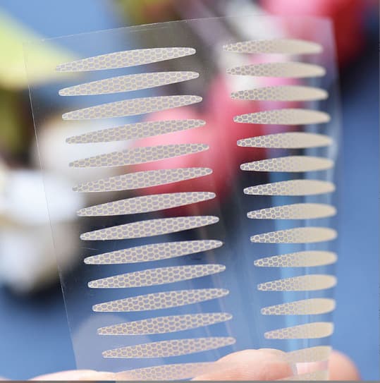 Pearlescent base, transparent base, mesh, flesh-colored textured lace, skin tone, self-adhesive invisible double eyelid tape, double-sided adhesive.