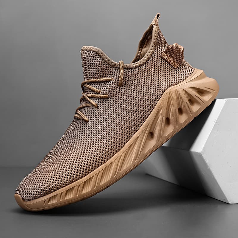 Men's Breathable Mesh Sports Sneakers Fashionable Fly Knit Couple's Shoes Low Top Round Toe Flat Heel Leisure Running Shoes