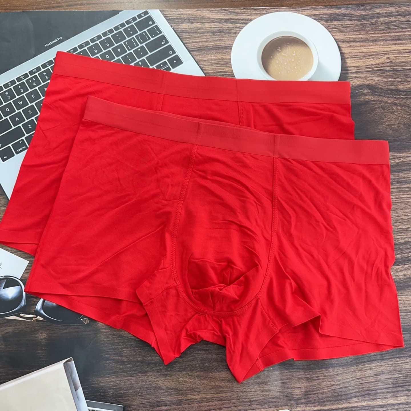 4XL/5XL Bright Red Seamless Underwear, 50-count Modal Boxer Briefs, Mulberry Silk Antibacterial Men's Underwear Wholesale