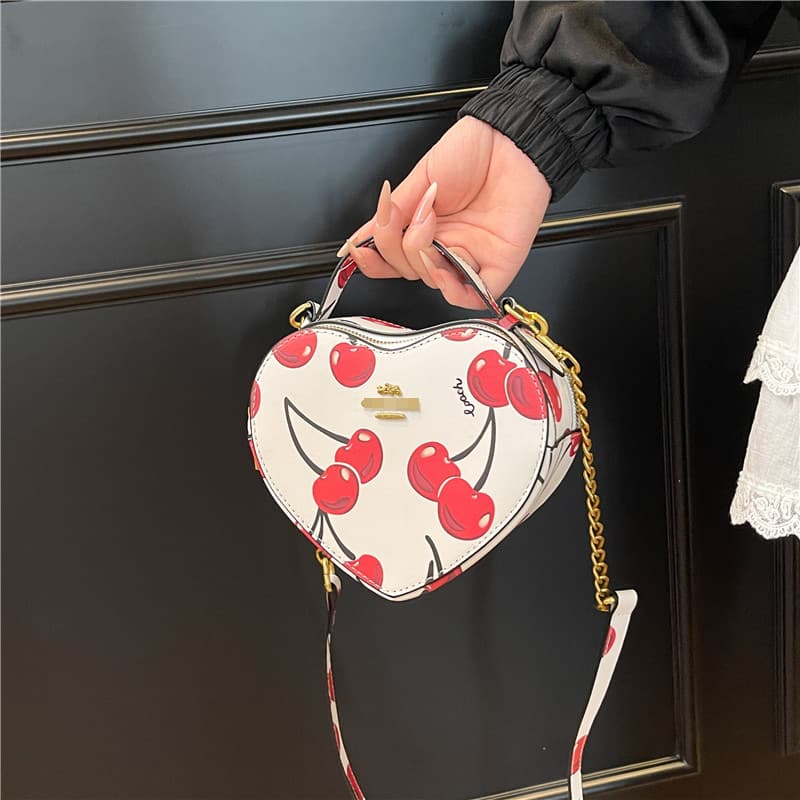 New Cross-Border Women's Bag Classic Fashion Single Shoulder Crossbody Handbag Heart Bag Miu-Style Chain Versatile