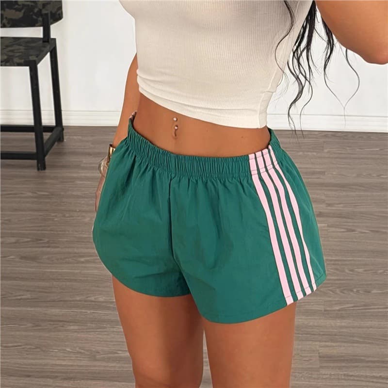 2026 American casual summer new retro four-bar sports shorts high-waisted design slim casual outdoor